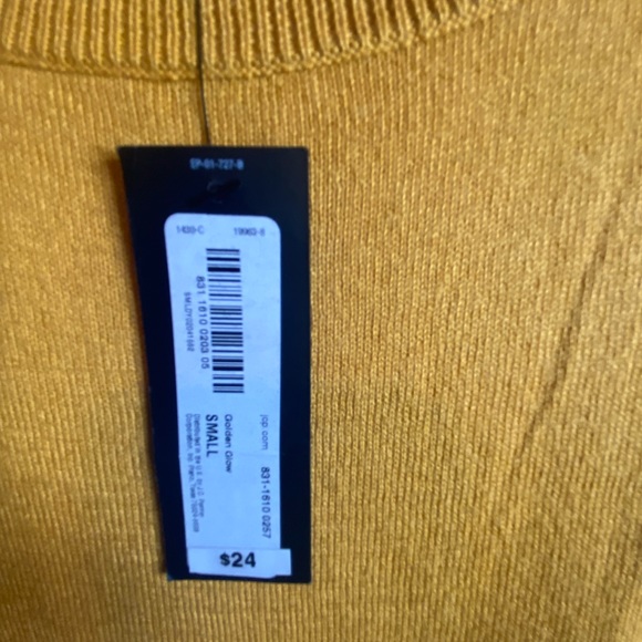 Shirt - Picture 5 of 5